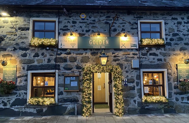Golden Fleece Inn Tremadog