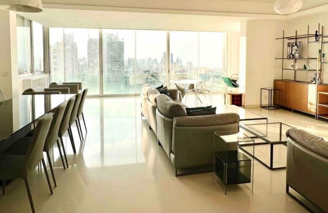 Gorgeous 3Br Achrafieh Apt 24/7 elec