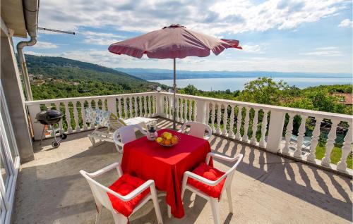 Gorgeous Apartment In Lovran