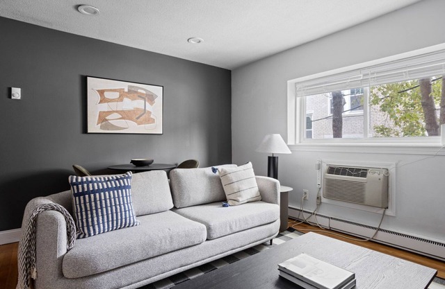 Gorgeous Brighton 1BR nr Sutherland Rd Green Line, by Blueground