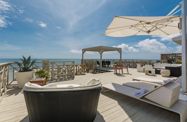 Hermosa casa de campo de verano sin fin frente al mar directa de 3 dormitorios y 2 baños 6877