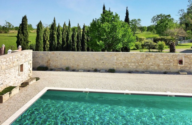 Preciosa casa en Saint Martin De Crau