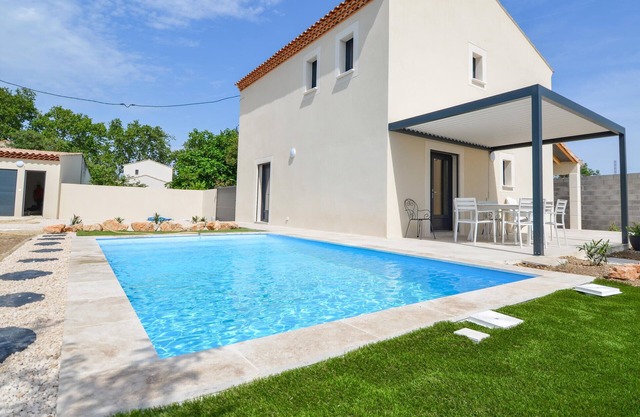 Preciosa casa en Saint-Martin-de-Crau