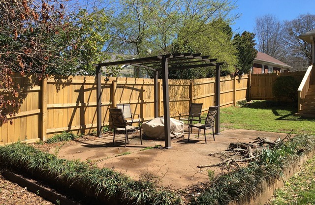 Gorgeous home in an incredible neighborhood close to everything!!