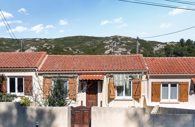 Preciosa casa en Le Rove con WiFi