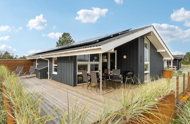 Preciosa casa en Sæby con sauna
