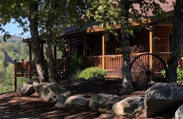 Hermosa White Mountain Log Home en Franconia - Caminata, bicicleta, golf, esquí y más