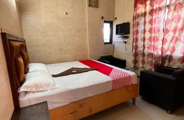 Goromgo Raj Golden & Restaurant Palampur