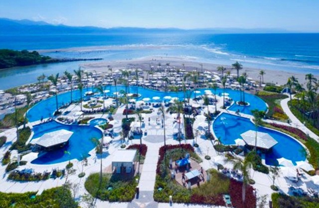 Grand Luxxe Nuevo Vallarta, Nayarit, México Semana de Navidad y Año Nuevo