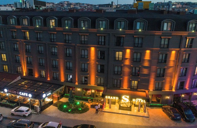 Grand S Hotel
