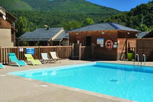 Grand studio à la montagne