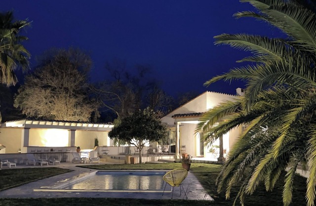Grande Villa Dans les Vergers de Pêchers