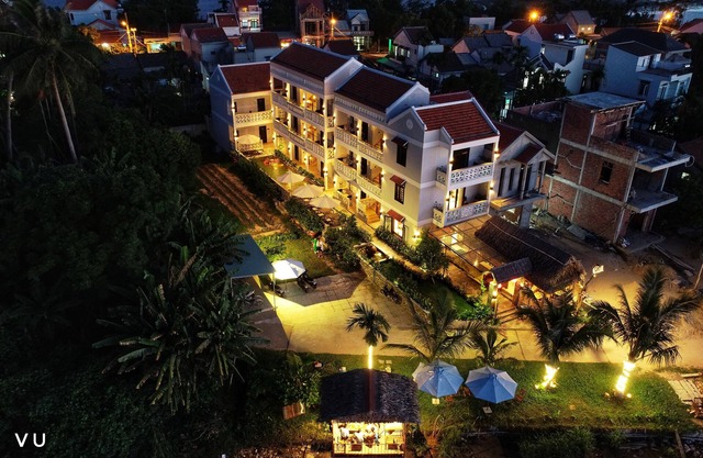 Green Grass Land Villa