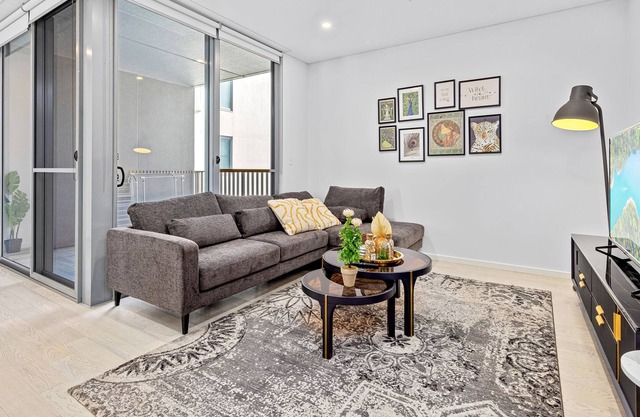 Green Square Sky Suite Spacious 3 Beds Apt Free Parking