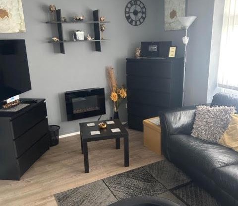Ground Floor Hillview 2 bedroom Apartment