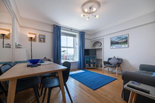 Ground Floor Sea View Apartment