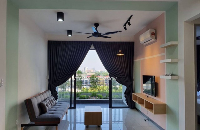 Butterworth | 8pax Breezy Short Escape |