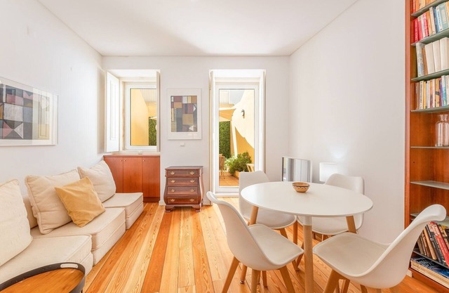 GuestReady - Encantadora estancia con jardín