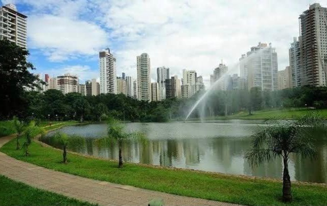Gyn Temporada! Flat próximo ao parque Vaca Brava!