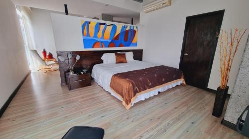 Habitat Suites Hotel By GHO Hoteles