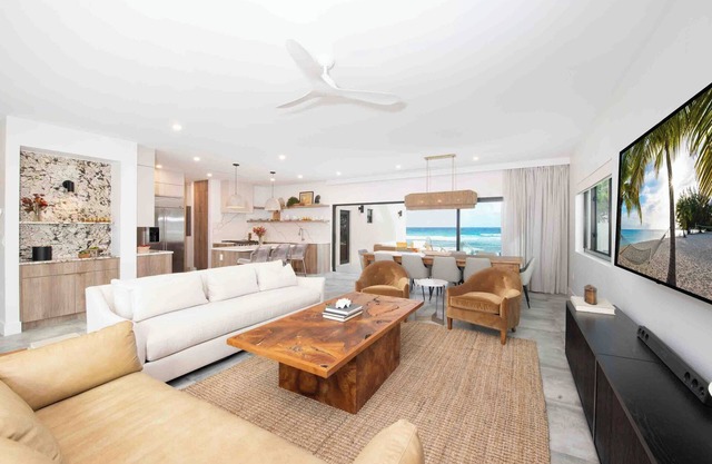 Halcyon Point: New Luxurious Oceanfront Villa w/ Pool, Spa + Tanning Terrace