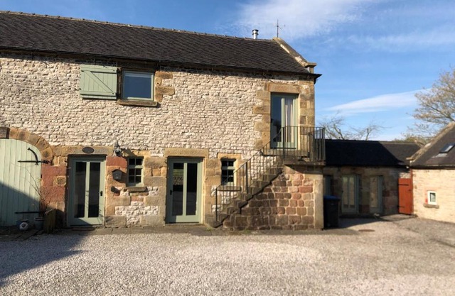 Hall End Barn