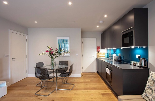 Hampden Apartments - The Edward
