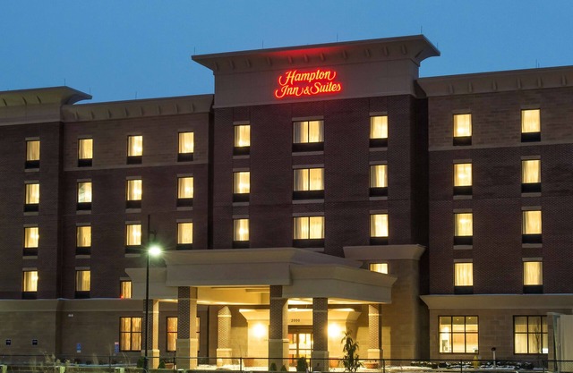 Hampton Inn & Suites Cincinnati / Kenwood