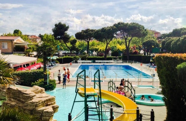 Happy Camp Mobilehome Easy at Camping Riccione for 6 people