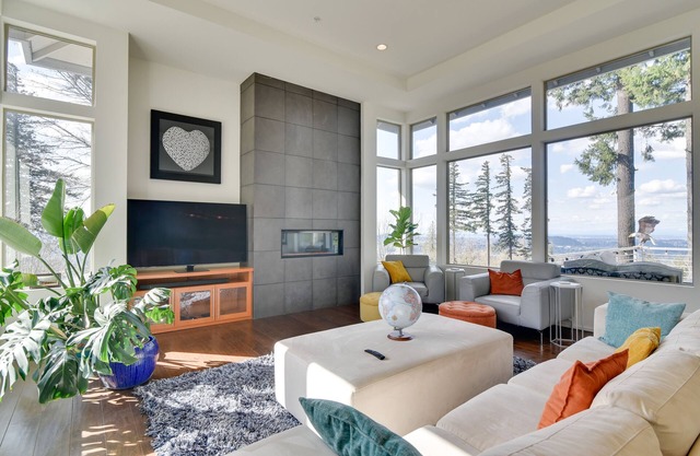 Happy Valley Home w/ City & Mountain Views!