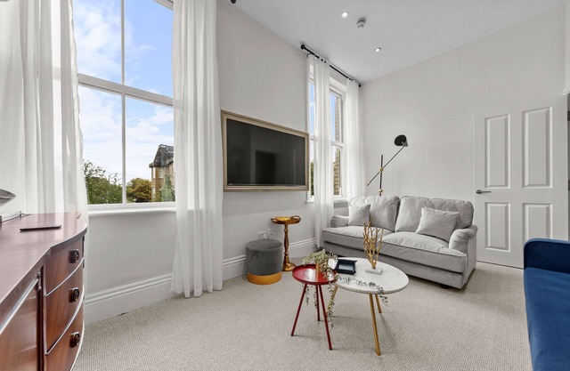 Harrogate - Pelican Suite 1 Bedroom