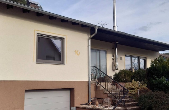 Haus Keschdekobel - vacation home, shower and bath, WC, 3 bedrooms