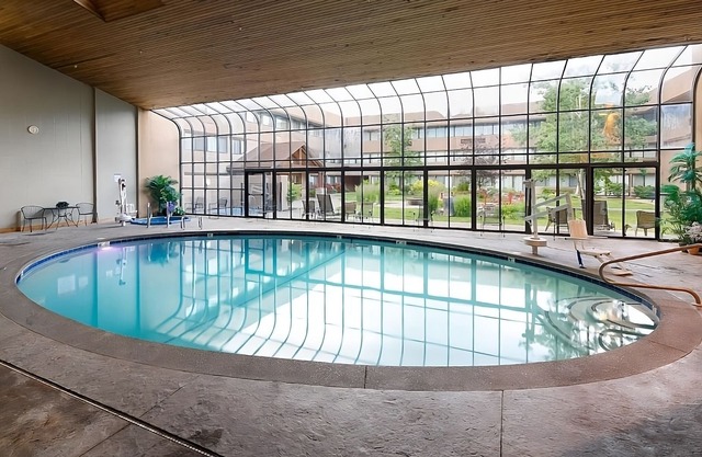 Have a Tour! 2 Spacious Units w/ FREE Parking, Pets Allowed, Onsite Pool!