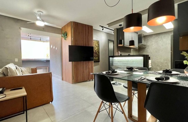 HBH06 - AP in the Center, Near the sea | Air, Pool, TV, Wifi. Full Kitchen