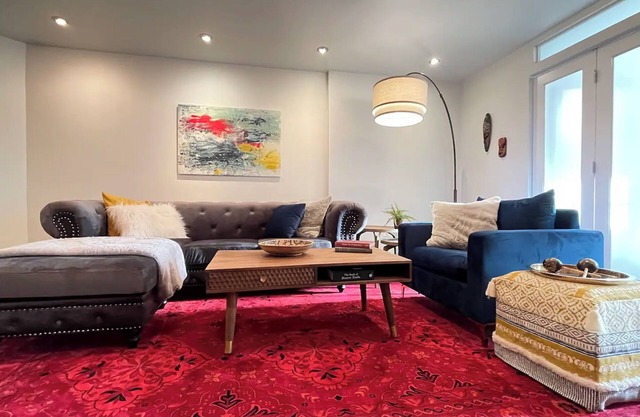 Heart of DC! Modern Upscale Comfy 2BR/2BA in Shaw Neighborhood