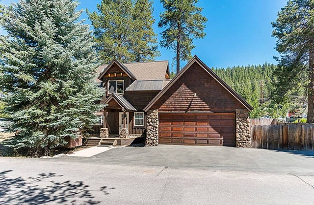 Heart of Truckee by Tahoe Mountain Properties