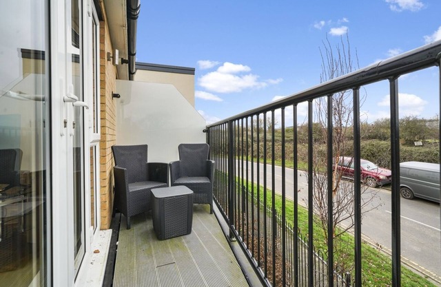 1 - Heathrow Living Serviced Apartments by Ferndale - Apt 01