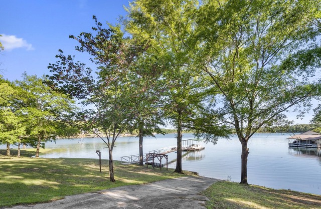 Helen's Hideaway | 2 Bed, 2 Bath