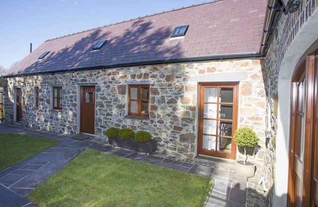 HEN STABL LLANDWROG, ideal para familias en Llandwrog, Ref 1008877