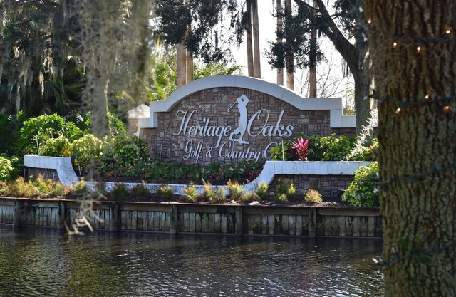 Condominio Heritage Oaks Golf & Country Club