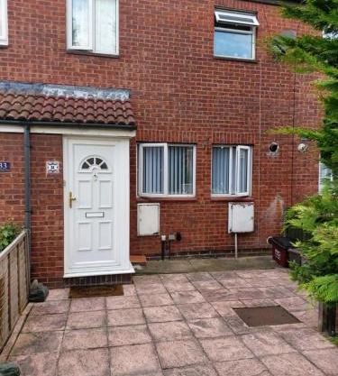 Heronsgate GH008
