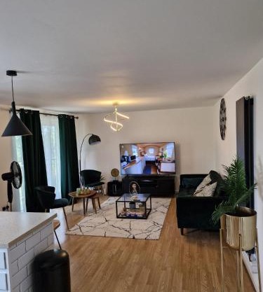 Heronsgate GH018
