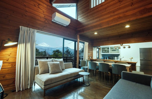 Hideaway lodge with a view of Mt Fuji Near Lake Saiko BBQ Corporate training / Minamitsurugun Yamanashi