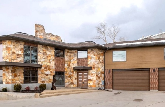 High Alpine Luxury Home with Panoramic View