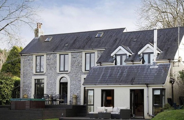 Con vistas al mar, Highfield House es una fabulosa casa de vacaciones que rezuma estilo con toques lujosos.