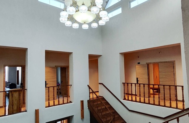 Hills Hotel karakol