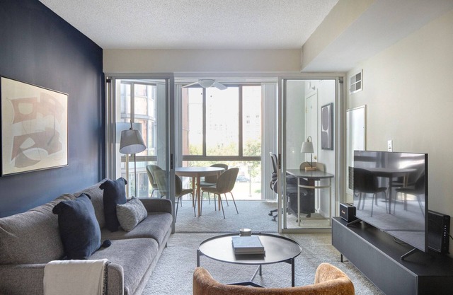 Hip Mt Vernon 1BR w/ Gym + W/D + Rooftop, near 14th Street, by Blueground