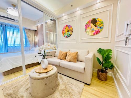 Hiraya Manawari Suite at Air Residences