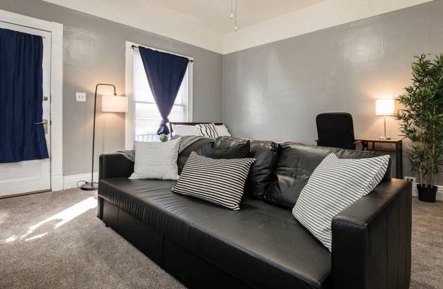 Historic 3BR home in Shelby Park by CozySuites