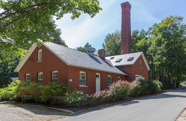 Historic home in Diamond Cove great for large groups & families!